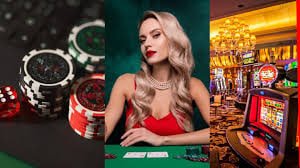 Dealer Live Casino sedang memberikan sesi permainan secara live yang interaktif dan transparan